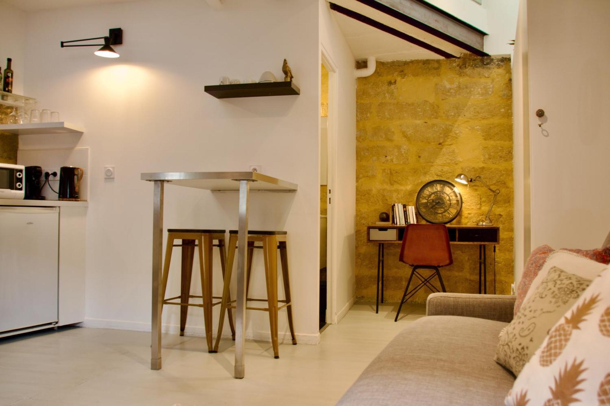Joli Studio Avec Terrasse-Jardin Sur Les Toits, Coeur Historique Montpellier Ngoại thất bức ảnh
